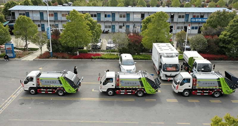 Challenge Met: Bucket Garbage Trucks Exported to Uganda