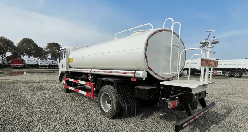 Chengli Sprinkler Truck Fix PNG’s Environmental Issues