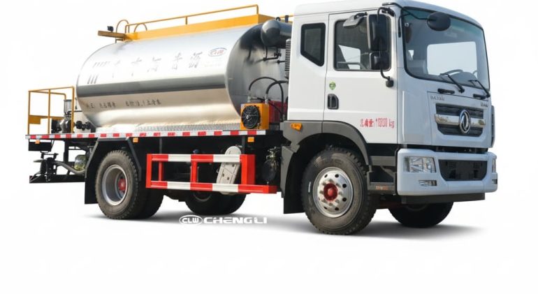 12000L Asphalt Distributor Truck