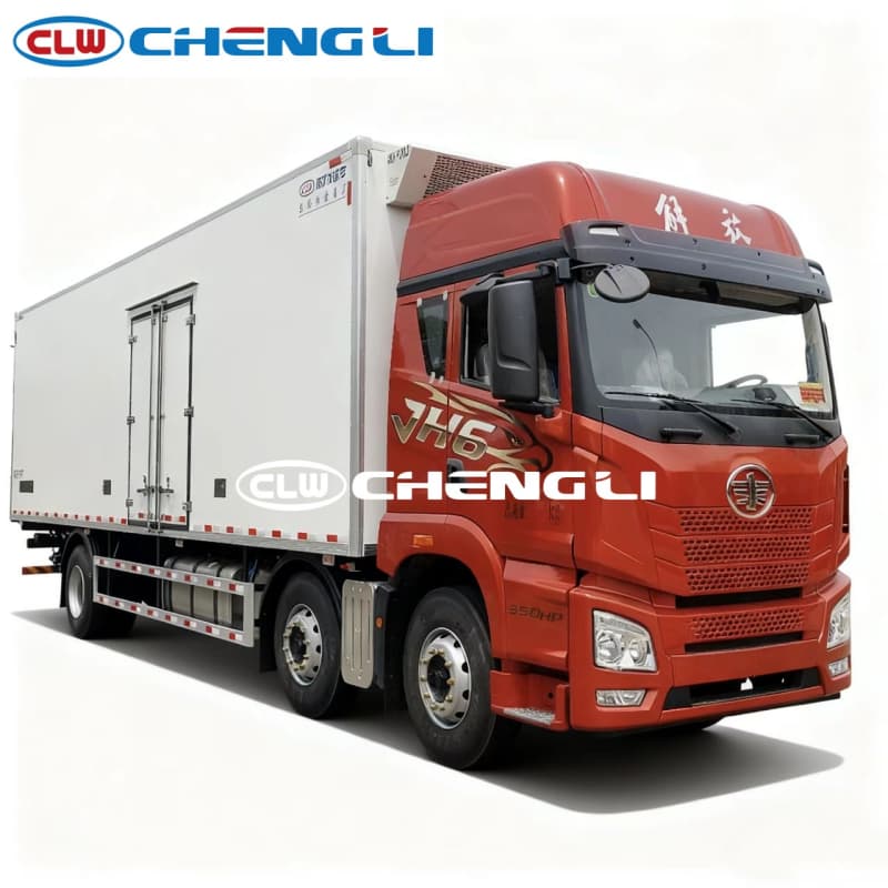 6x2 Refrigerated Truck