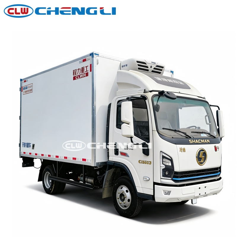 4X2 Shacman Refrigerated Truck