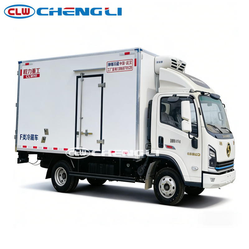4X2 Shacman Refrigerated Truck