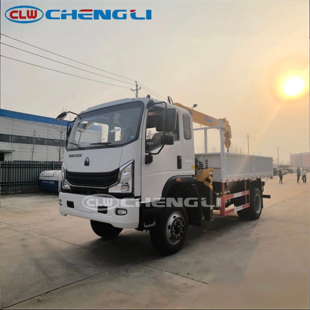 HOWO 3.2-Ton Truck Mounted Crane