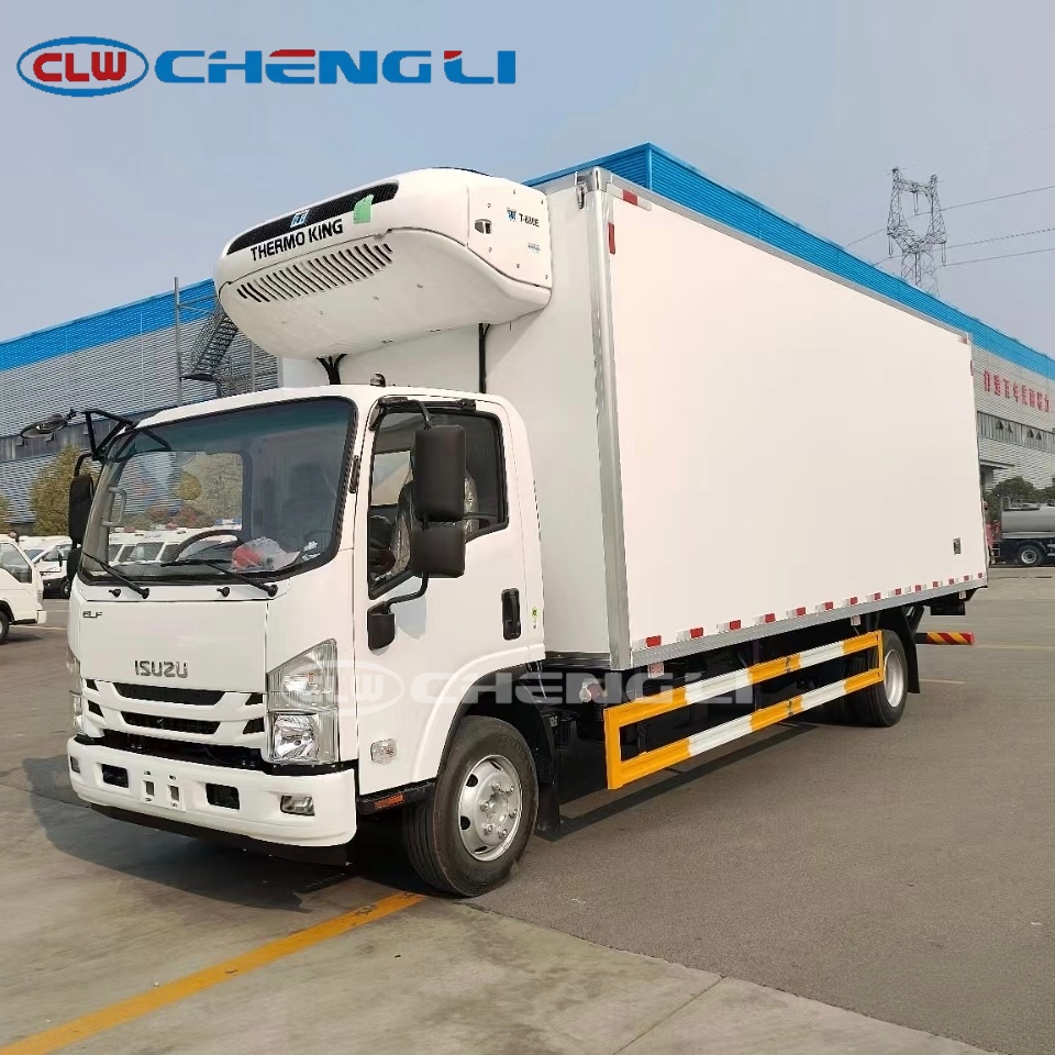 Isuzu 700P Refrigerated Truck
