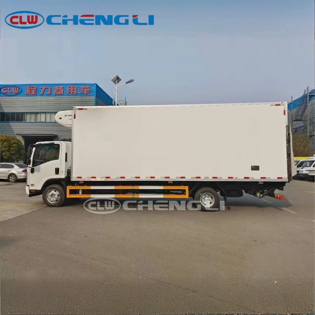 Isuzu 700P Refrigerated Truck